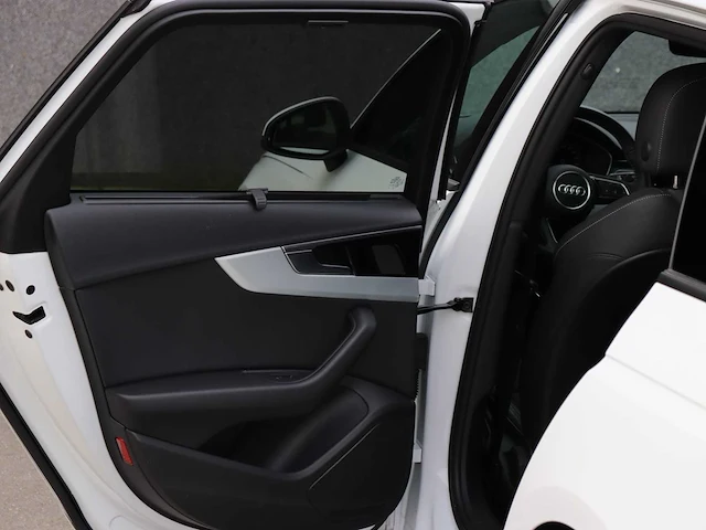 Audi a4 avant 40 tfsi s edition |pano|led matrix|virtual|black optic|facelift| - afbeelding 10 van  67
