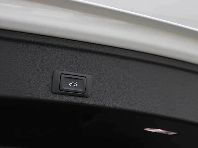 Audi a4 avant 40 tfsi s edition |pano|led matrix|virtual|black optic|facelift| - afbeelding 32 van  67