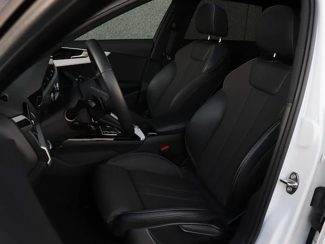 Audi a4 avant 40 tfsi s edition |pano|led matrix|virtual|black optic|facelift| - afbeelding 8 van  67