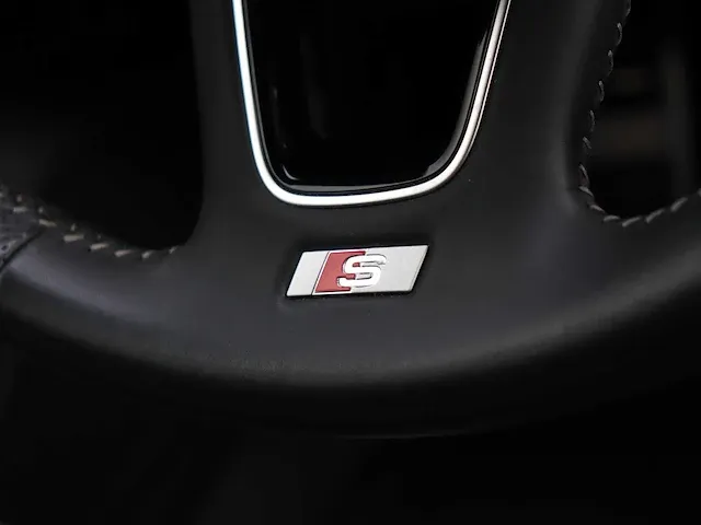 Audi a4 avant 40 tfsi s edition |pano|led matrix|virtual|black optic|facelift| - afbeelding 14 van  67