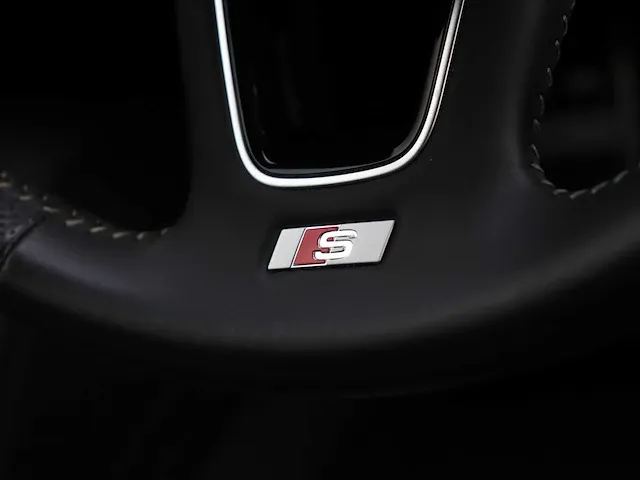 Audi a4 avant 40 tfsi s edition |pano|led matrix|virtual|black optic|facelift| - afbeelding 21 van  67