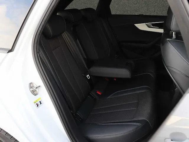 Audi a4 avant 40 tfsi s edition |pano|led matrix|virtual|black optic|facelift| - afbeelding 27 van  67