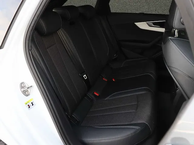 Audi a4 avant 40 tfsi s edition |pano|led matrix|virtual|black optic|facelift| - afbeelding 28 van  67