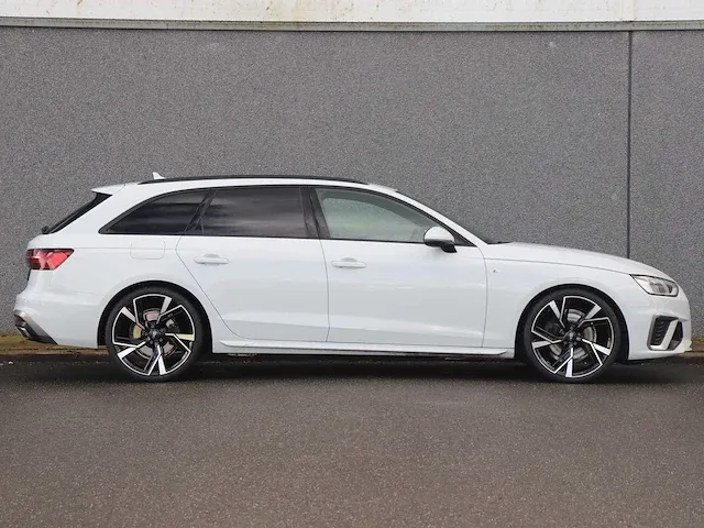 Audi a4 avant 40 tfsi s edition |pano|led matrix|virtual|black optic|facelift| - afbeelding 66 van  67