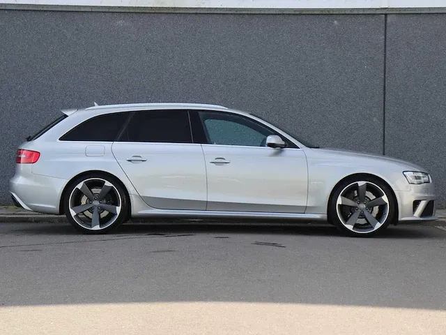 Audi a4 avant 4.2 fsi rs 4 quattro | 8-zjp-80 - afbeelding 46 van  51