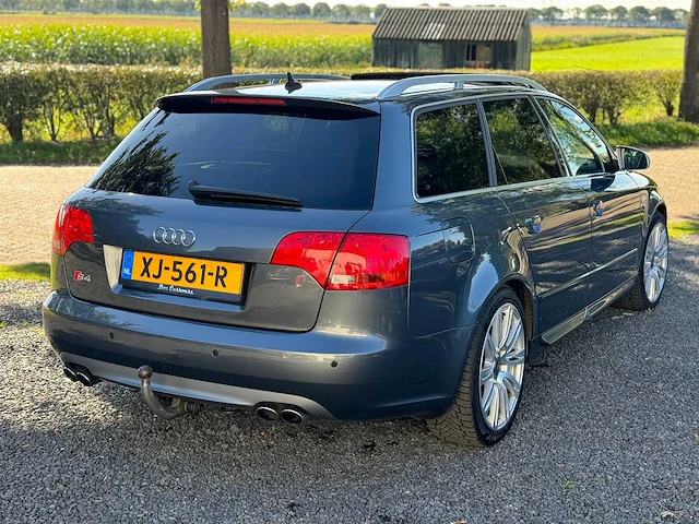 Audi a4 avant 4.2 v8 s4 quattro 2006 344pk xj-561-r - afbeelding 17 van  32