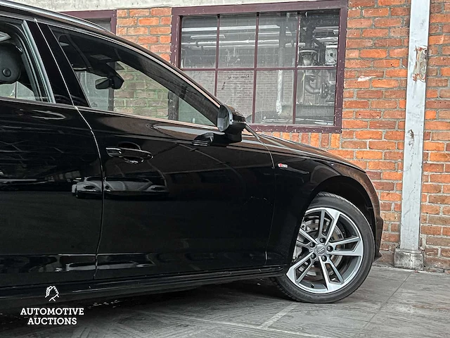 Audi a4 avant 45 tfsi mhev sport s-line black edition 245pk 2019, t-712-sx - afbeelding 13 van  74