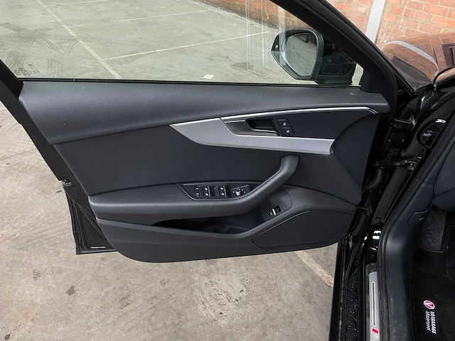 Audi a4 avant 45 tfsi mhev sport s-line black edition 245pk 2019, t-712-sx - afbeelding 49 van  74