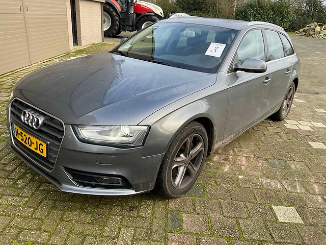 Audi a4 avant personenauto - afbeelding 1 van  16