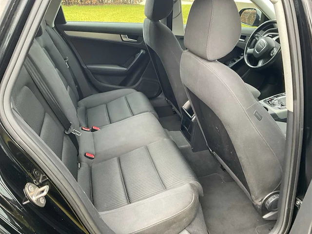 Audi a4 avant personenauto - afbeelding 13 van  22