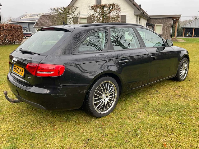 Audi a4 avant personenauto - afbeelding 18 van  22