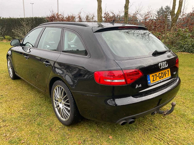 Audi a4 avant personenauto - afbeelding 20 van  22