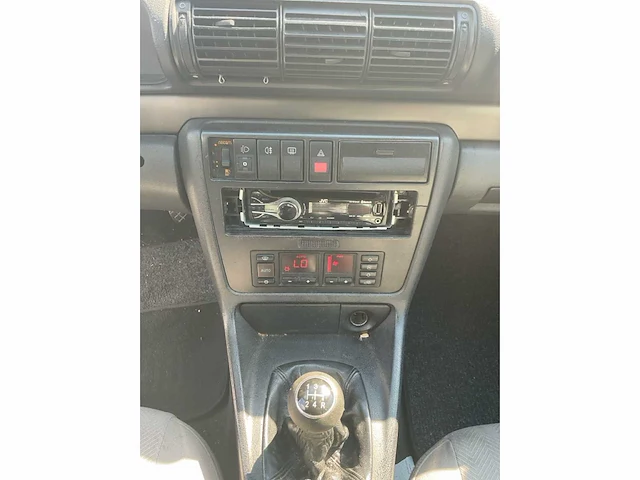 Audi a4 avant sf-tl-09 - afbeelding 11 van  27