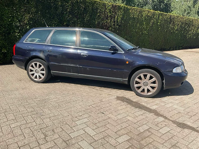 Audi a4 avant sf-tl-09 - afbeelding 22 van  27