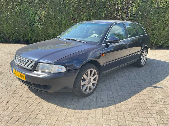 Audi a4 avant sf-tl-09 - afbeelding 26 van  27