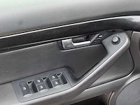 Audi a4 cabriolet 1.8 t s-line - youngtimer - 2006 | 14-zh-dt - afbeelding 14 van  25