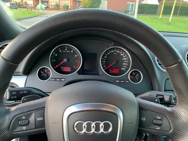 Audi a4 cabriolet 2.0 tfsi automaat s-line, 81-xh-tn - afbeelding 19 van  28