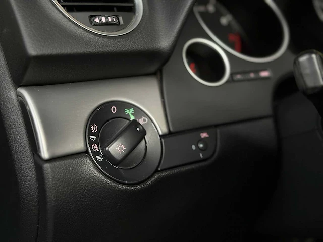 Audi a4 cabriolet 3.2 fsi v6 quattro pro line 256pk 2006, 70-sr-rl youngtimer - afbeelding 40 van  83