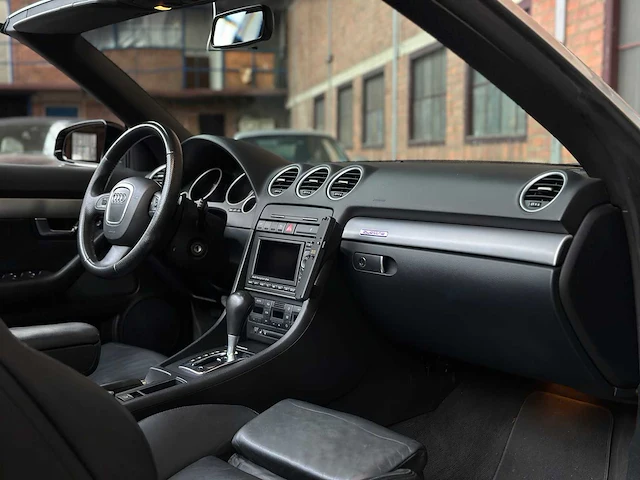Audi a4 cabriolet 3.2 fsi v6 quattro pro line 256pk 2006, 70-sr-rl youngtimer - afbeelding 61 van  83