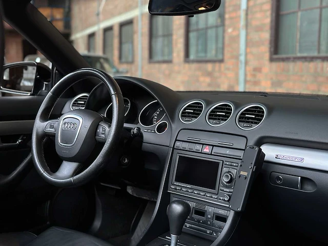 Audi a4 cabriolet 3.2 fsi v6 quattro pro line 256pk 2006, 70-sr-rl youngtimer - afbeelding 62 van  83