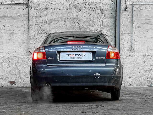 Audi a4 limousine 2.0 fsi 150pk 2002 75-jz-rp - afbeelding 4 van  28