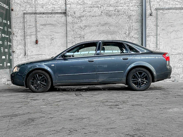 Audi a4 limousine 2.0 fsi 150pk 2002 75-jz-rp - afbeelding 8 van  28