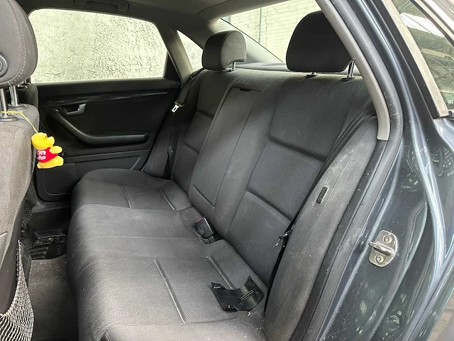 Audi a4 limousine 2.0 fsi 150pk 2002 75-jz-rp - afbeelding 14 van  28