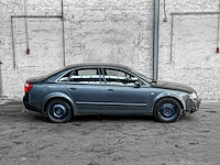Audi a4 limousine 2.0 fsi 150pk 2002 75-jz-rp - afbeelding 28 van  28
