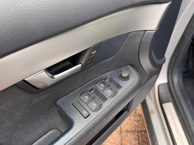 Audi a4 limousine 2.0 pro line, 37-sl-vs - afbeelding 3 van  16