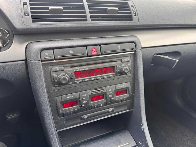 Audi a4 limousine 2.0 pro line, 37-sl-vs - afbeelding 6 van  16