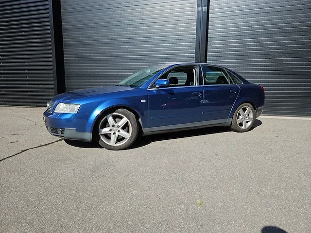 Audi a4 limousine 3.0 quattro pro line 63-nf-gt - afbeelding 16 van  22