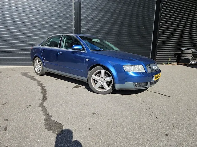 Audi a4 limousine 3.0 quattro pro line 63-nf-gt - afbeelding 17 van  22