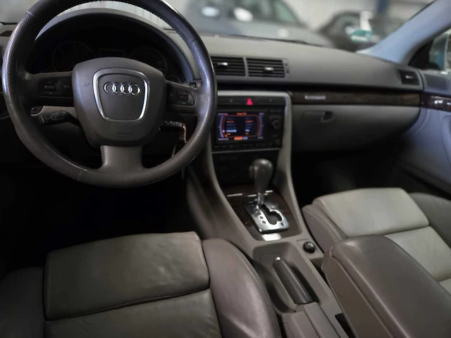 Audi a4 limousine 3.0 tdi q. pro line , 76-pz-rg - afbeelding 19 van  21