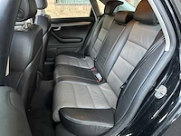 Audi a4 limousine 3.2 fsi v6 quattro 256pk 2005, n-609-jr youngtimer - afbeelding 33 van  46