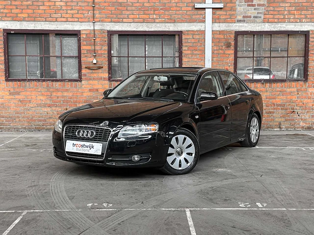 Audi a4 limousine 3.2 fsi v6 quattro 256pk 2005, n-609-jr youngtimer - afbeelding 23 van  46