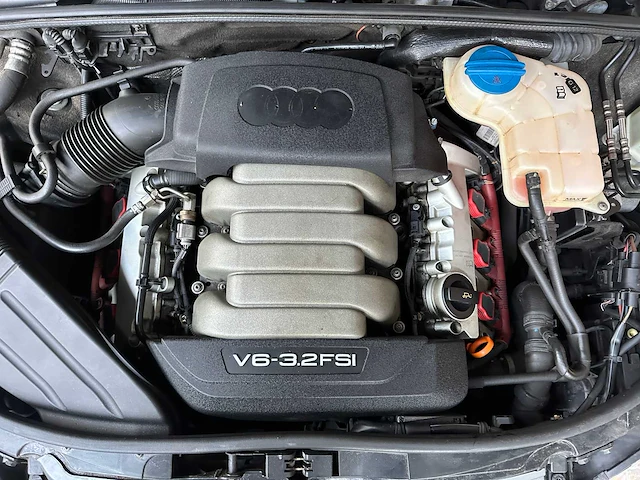 Audi a4 limousine 3.2 fsi v6 quattro 256pk 2005, n-609-jr youngtimer - afbeelding 37 van  46