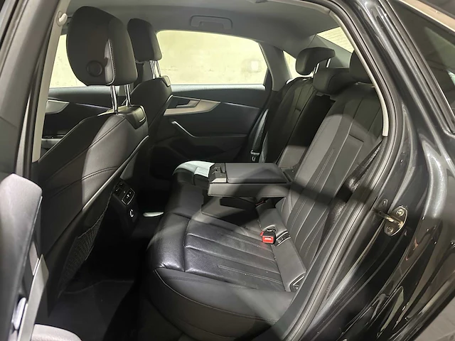 Audi a4 limousine 35 tfsi pro line 150pk 2020, x-661-kj - afbeelding 33 van  45