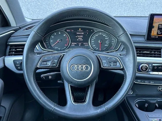 Audi a4 saloon 1.4 tfsi sport l. ed | tt-577-s - afbeelding 28 van  35