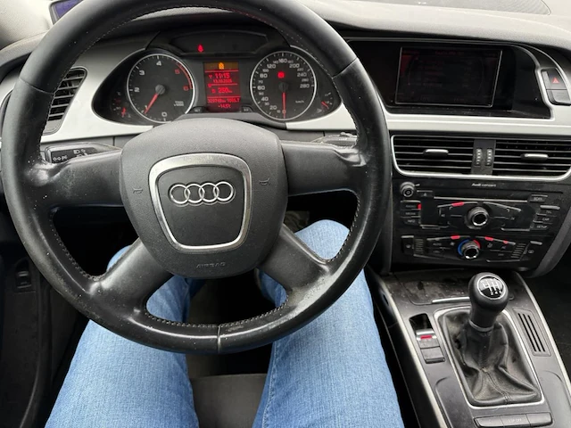 Audi a4,2011 - afbeelding 31 van  31