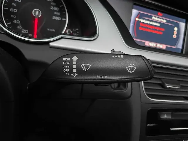 Audi a5 cabriolet 1.8 tfsi s-line open days edition 177pk facelift 2016, tv-724-r - afbeelding 37 van  54
