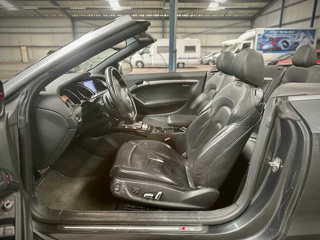 Audi a5 cabriolet 3.0 tfsi s5 q. pro l , ; xv-027-b - afbeelding 19 van  23