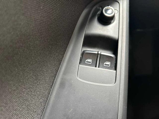 Audi a5 coupé 1.8 tfsi pro line business; 25-rnb-3 - afbeelding 17 van  20