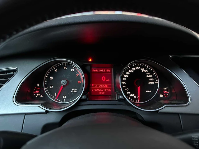Audi a5 coupé 3.2 fsi v6 quattro 265pk 2008, l-515-zf youngtimer - afbeelding 20 van  45
