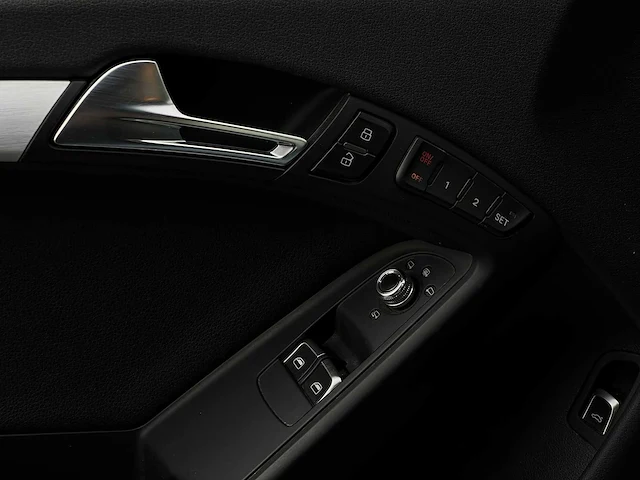 Audi a5 rs5 coupé 4.2 fsi v8 quattro | 43-xfv-6 - afbeelding 17 van  42