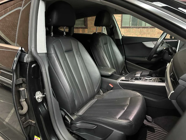 Audi a5 sportback 3.0 tdi v6 quattro design 218pk 2018 (origineel-nl), rz-924-v - afbeelding 24 van  40