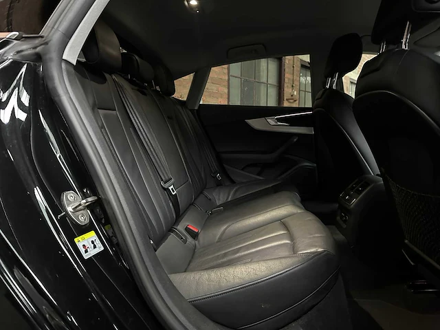 Audi a5 sportback 3.0 tdi v6 quattro design 218pk 2018 (origineel-nl), rz-924-v - afbeelding 25 van  40