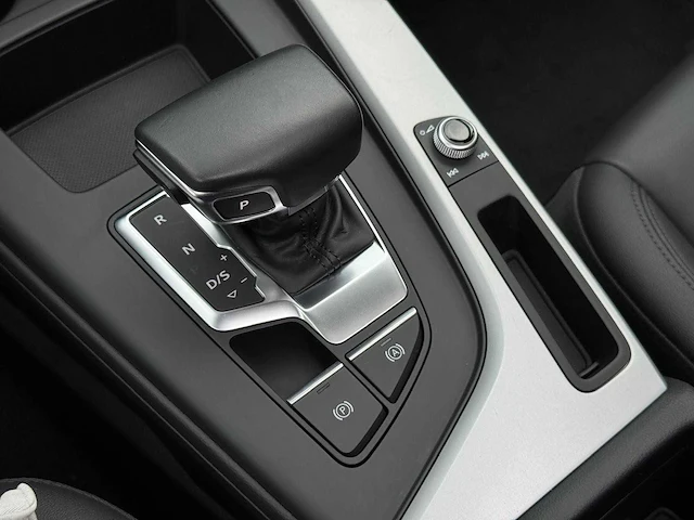 Audi a5 sportback 35 tfsi adv edition 2024 | hzr-65-f i - afbeelding 7 van  25