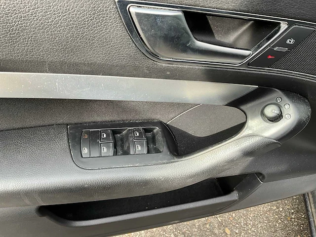 Audi a6 2.4 - personenauto - afbeelding 2 van  16