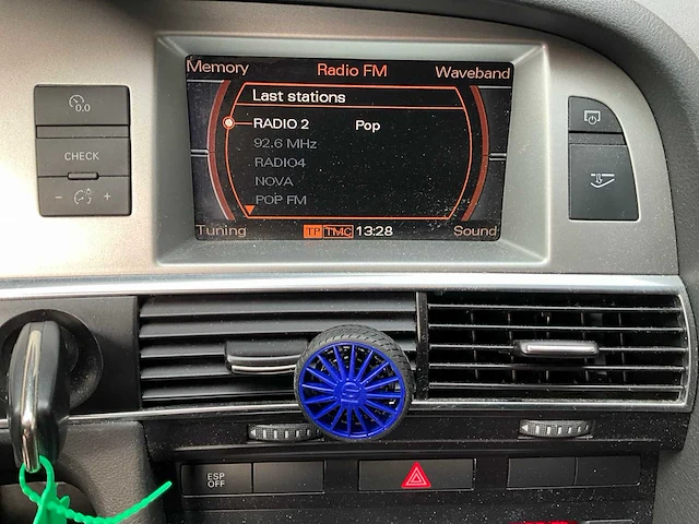 Audi a6 2.4 - personenauto - afbeelding 5 van  16