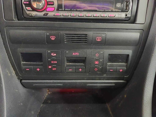 Audi a6 avant 2.4 5v advance , 30-dn-ts - afbeelding 5 van  19